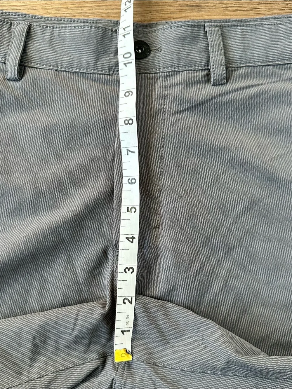 The North Face Rockaway Shorts Mens 36 Gray Nylon Blend Zip Pocket Stretch Hike